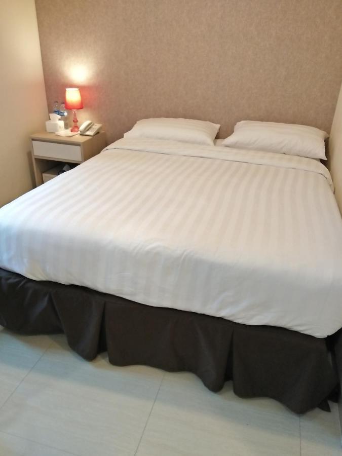 Kitara Hotel Jacarta Quarto foto